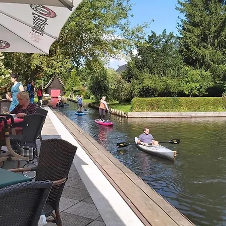 Апартаменты In Spreewald Mit Garten, Terrasse Und Grill Люббенау